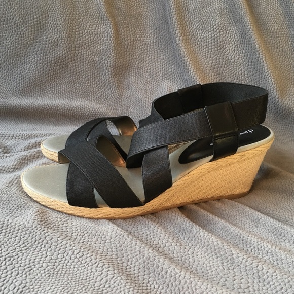 NWT Black Espadrille Wedge Sandals - Picture 5 of 5